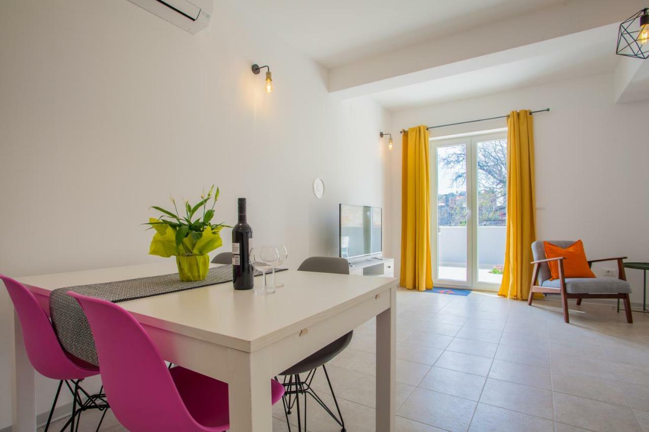 קרס Apartment Garden Breeze מראה חיצוני תמונה