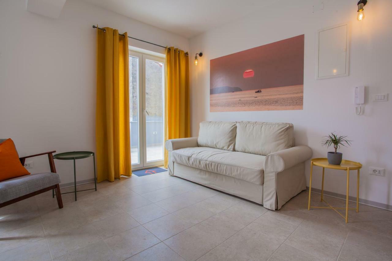 קרס Apartment Garden Breeze מראה חיצוני תמונה